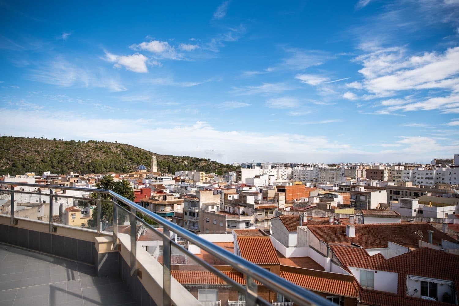 Gandia Hills, Jepri Haus, Gandia
