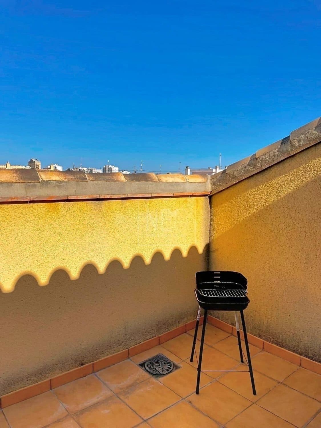 Дуплекс на продаж у Calle Reina, Grau de Gandia - Venecia - Marenys, Gandia